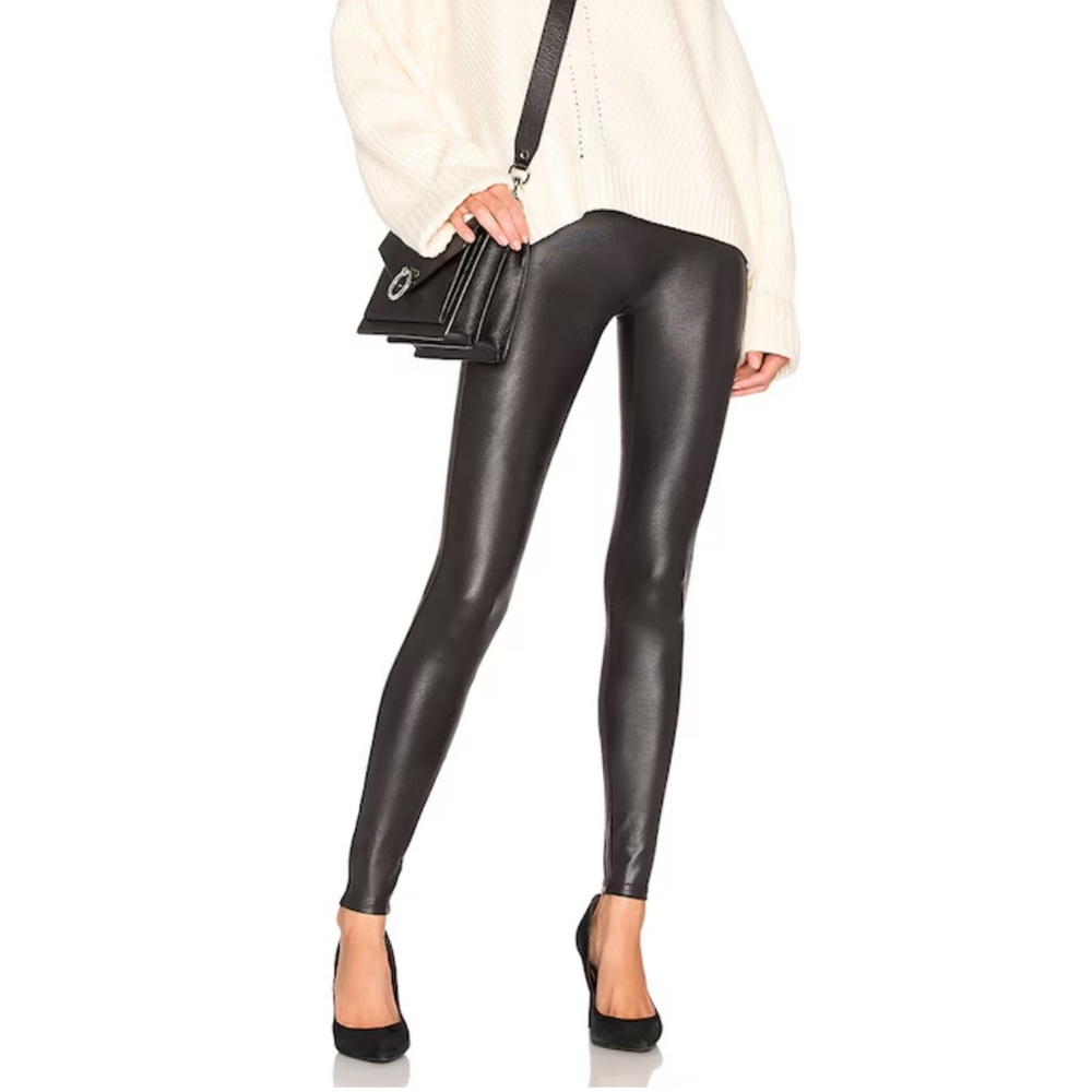 Faux Leather Leggings in Black